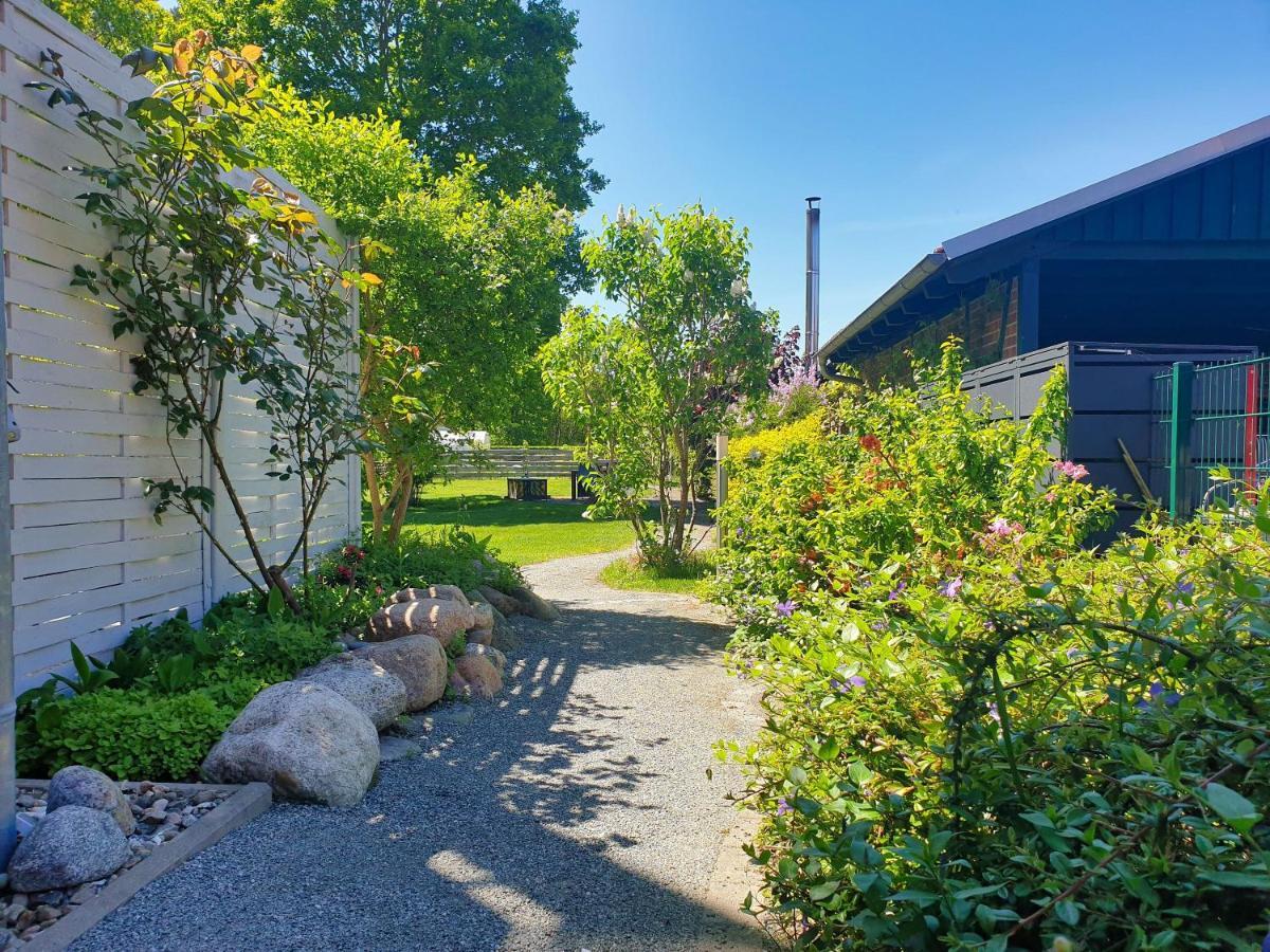 Moderne Fewo Nr 4 Mit Balkon, Sauna Im Haus, Garten - Ferienwohnungen Am Wald Klein Gelm 외부 사진